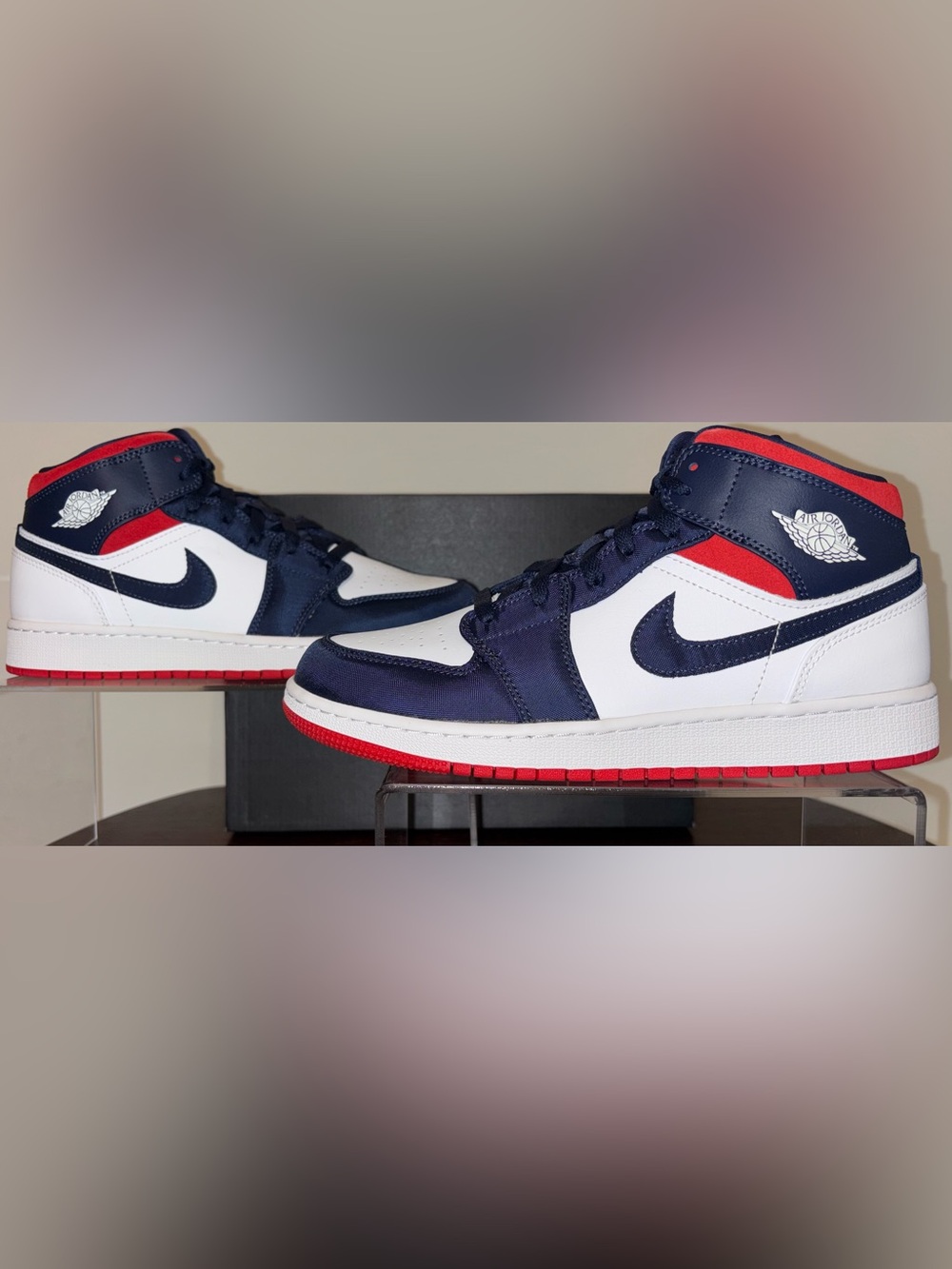 Nike Air Jordan 1 Mid SE USA Brand New With Box Grade School Size 7Y